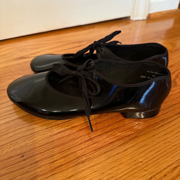 Adult Capezio Tap Shoes size 10N - Picture 1 of 7